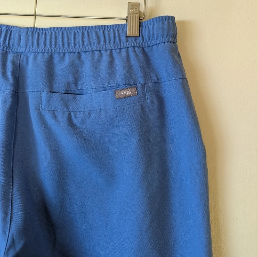 FIGS Men's Tansen Jogger Scrub Pants Size Medium Ceil Blue